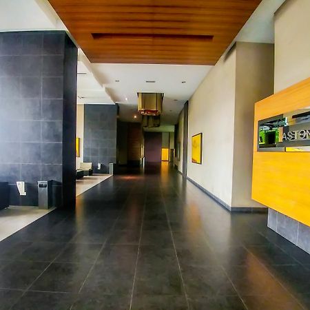 Appartamento Mont Kiara @ Aston Kiara 3 Bukit Damansara Esterno foto