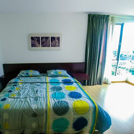 Appartamento Mont Kiara @ Aston Kiara 3 Bukit Damansara Esterno foto