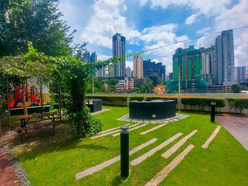 Appartamento Mont Kiara @ Aston Kiara 3 Bukit Damansara Esterno foto